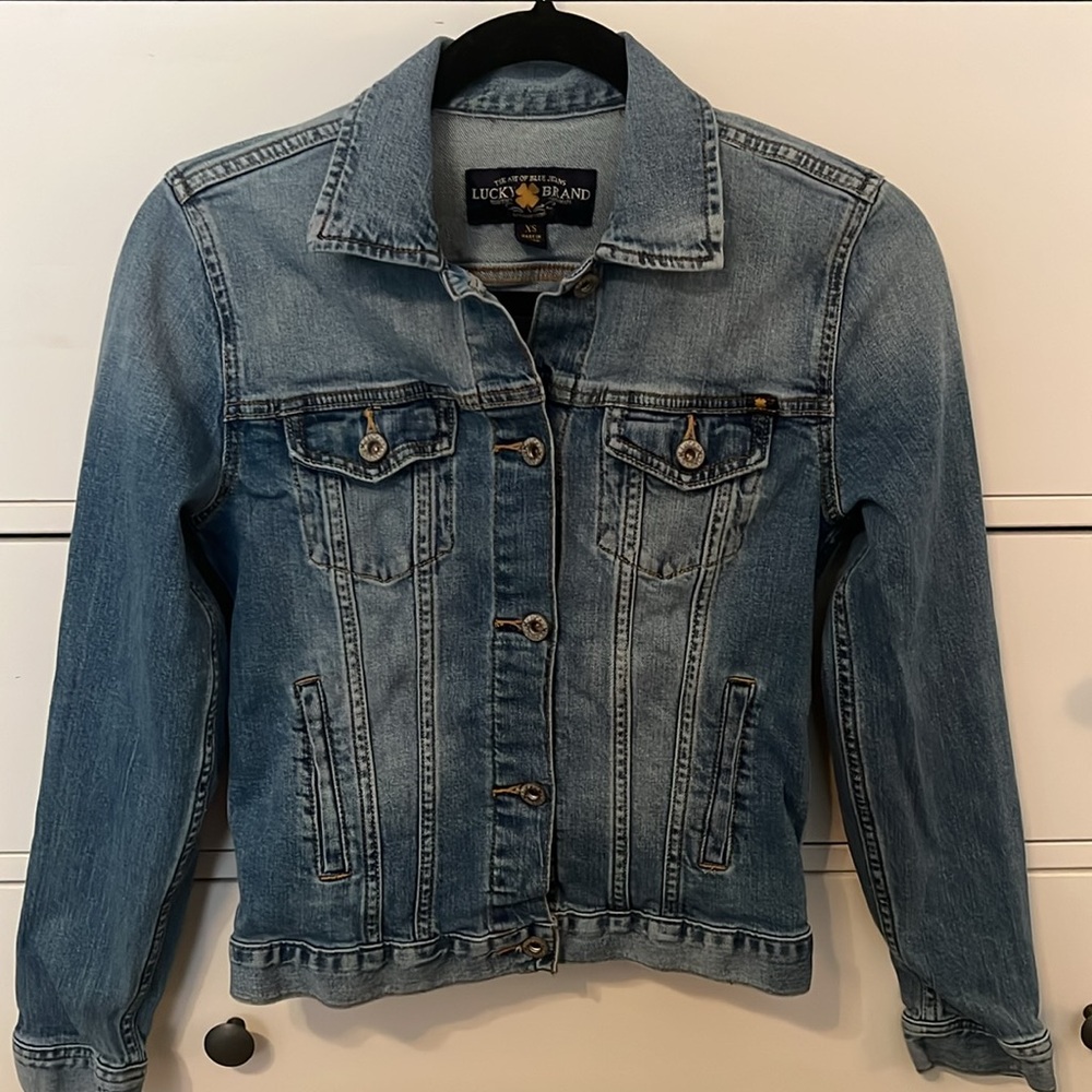 Women’s Lucky Brand jean jacket size extra small worn once